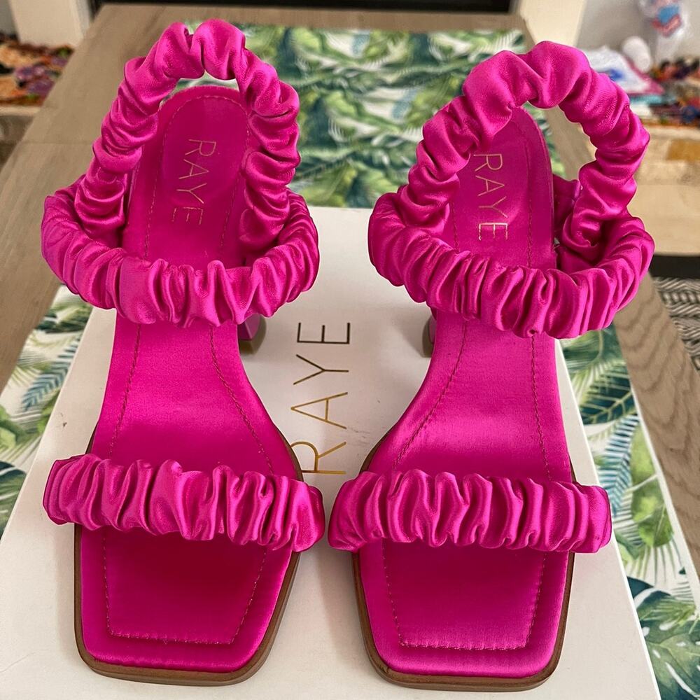 Kia Heel in Hot Pink RAYE size 6